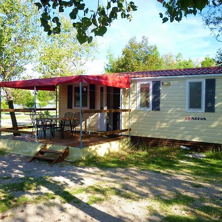 Campsite Pisak - Mobile Homes By The Sea Seline Exterior photo